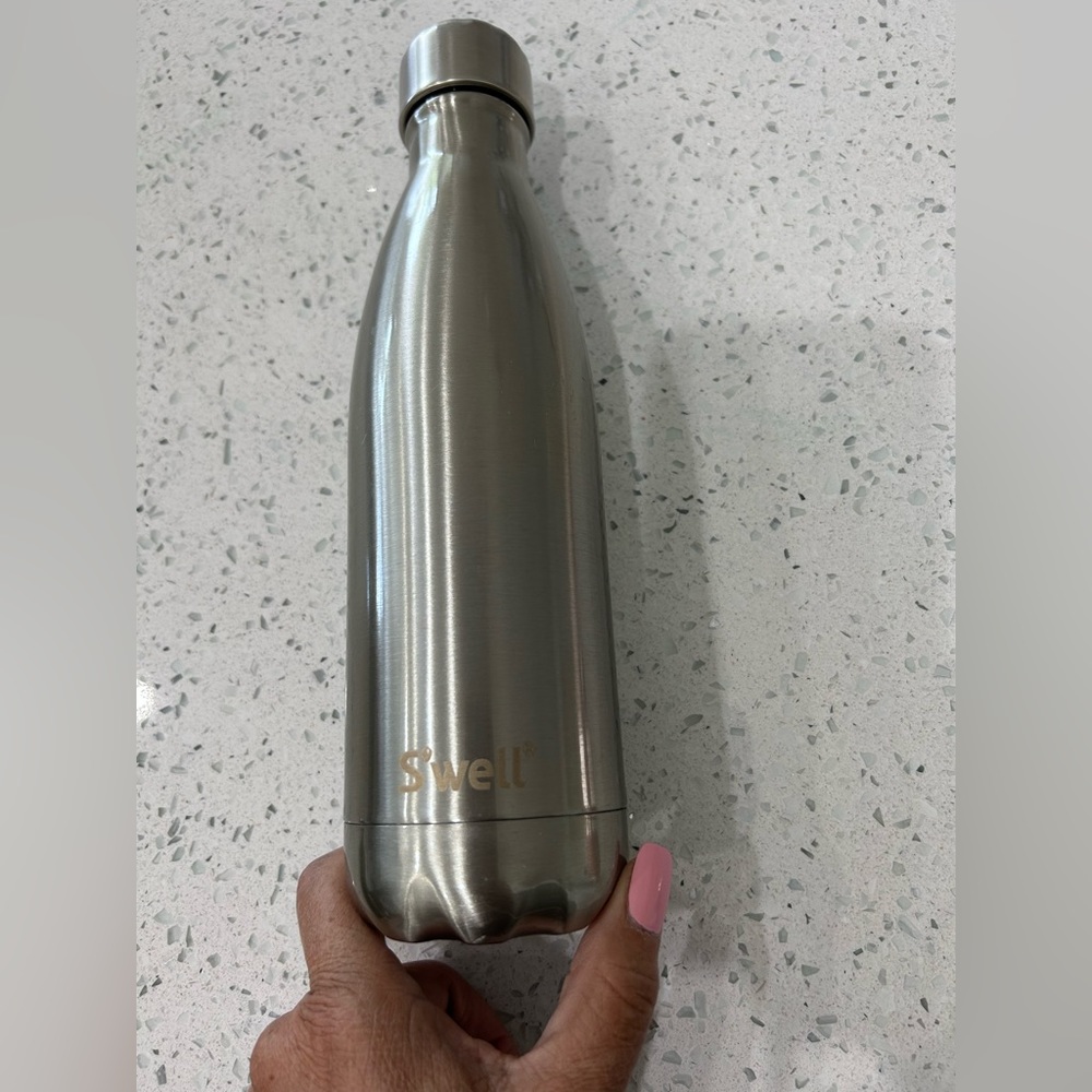 SWELL • Stainless Steel Bottle 17 oz. • - Picture 1 of 7